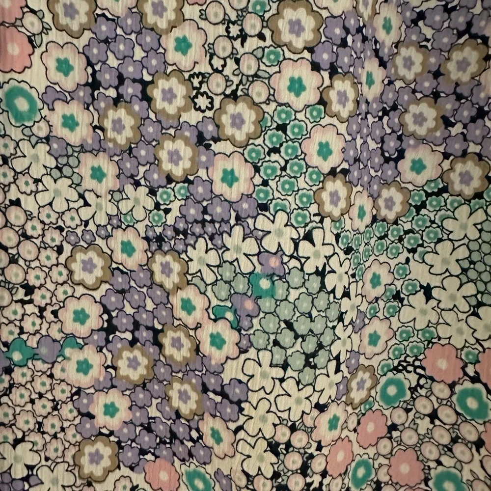 Vintage DonnKenny Garden Party Purple Green White Floral Blouse size Large.